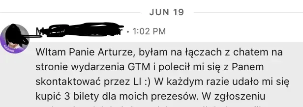 Redacted message from a website visitor who talked to the chat on the event page and bought three tickets